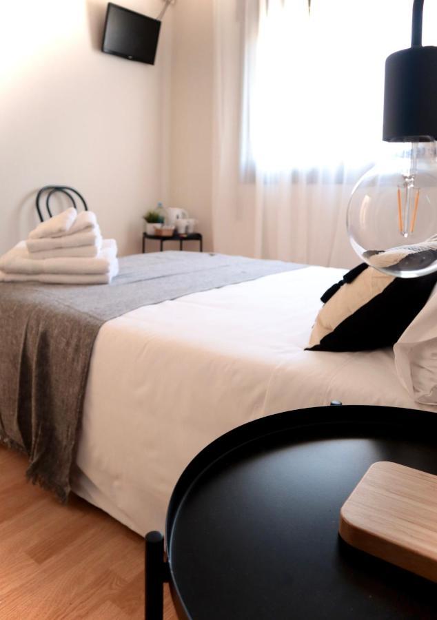 Barcelona Pr Guesthouse El Prat de Llobregat Exteriör bild
