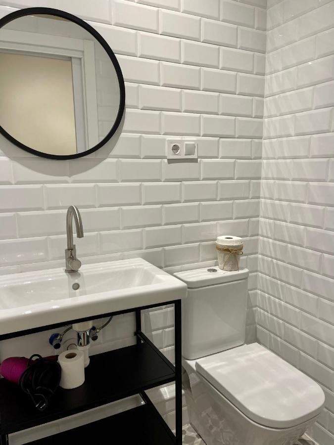 Barcelona Pr Guesthouse El Prat de Llobregat Exteriör bild